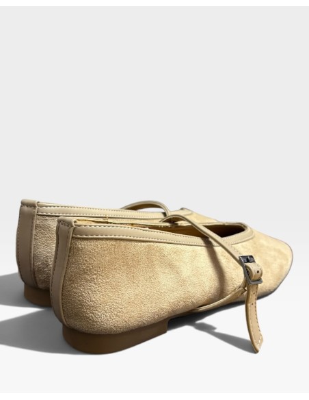 Zapato Plano Tira - Comodidad y Estilo por 21.90€