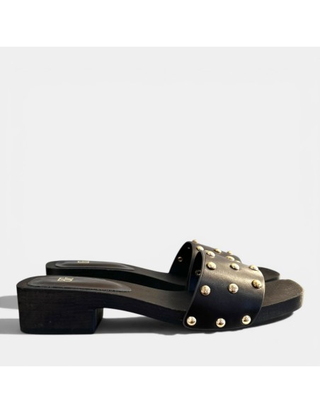Sandalia Zueco Tache - Comodidad y Estilo para Verano