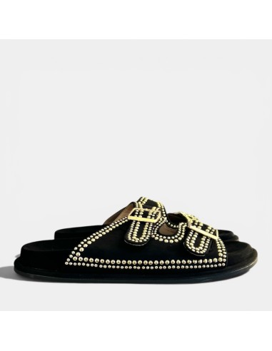 Sandalia 2hebillas Aeilia Tachuelas - Estilo y Comodidad
