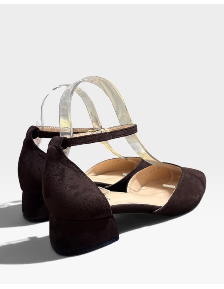 Tacón Bajo Básico Pulsera - Elegancia y Comodidad
