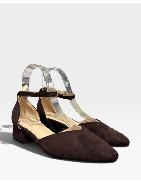 Tacón Bajo Básico Pulsera - Elegancia y Comodidad
