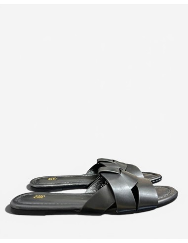 Sandalia plana Zara - Comodidad y estilo a buen precio