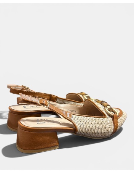 Zapato Destalonado Rafia - Estilo y Comodidad