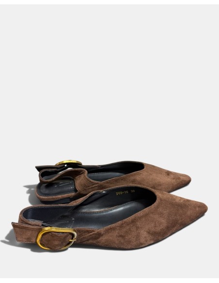 Zapato Plano Destalonado de Punta Fina - Comodidad y Estilo