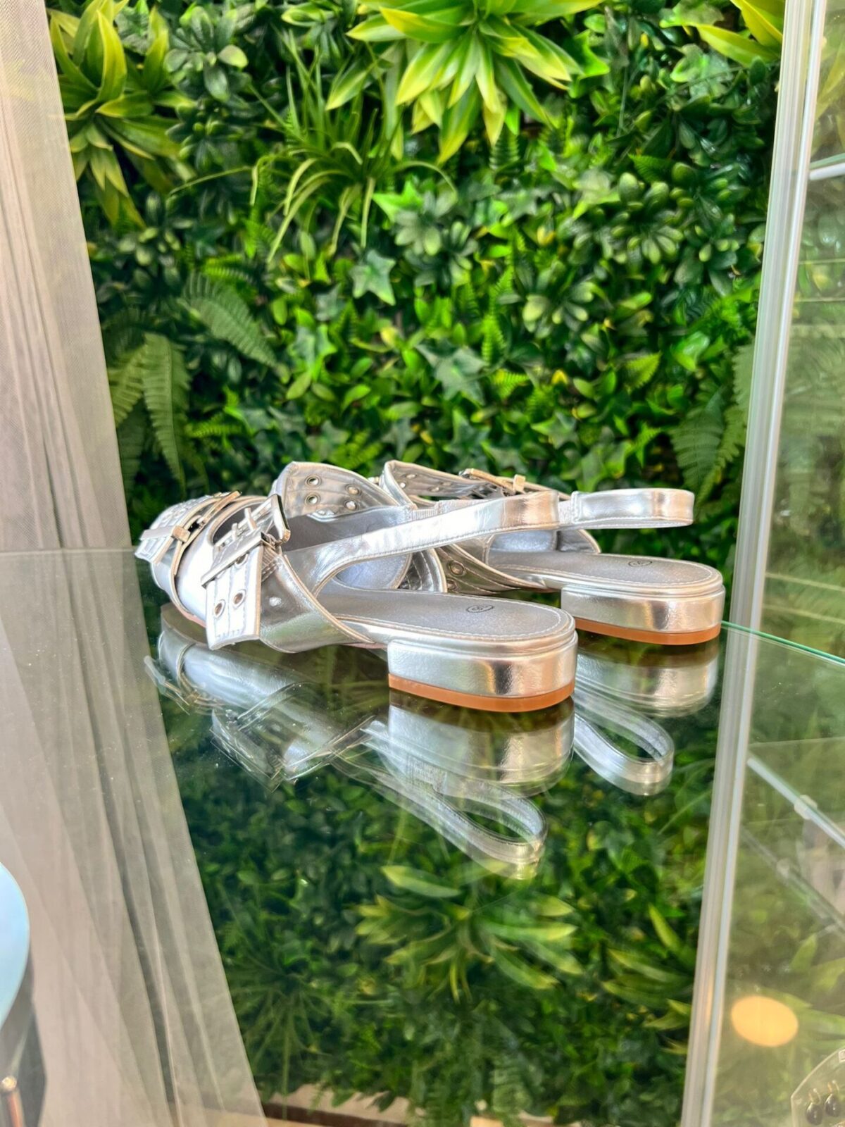 Zapato plano tiras hebillas plata - Imagen 6