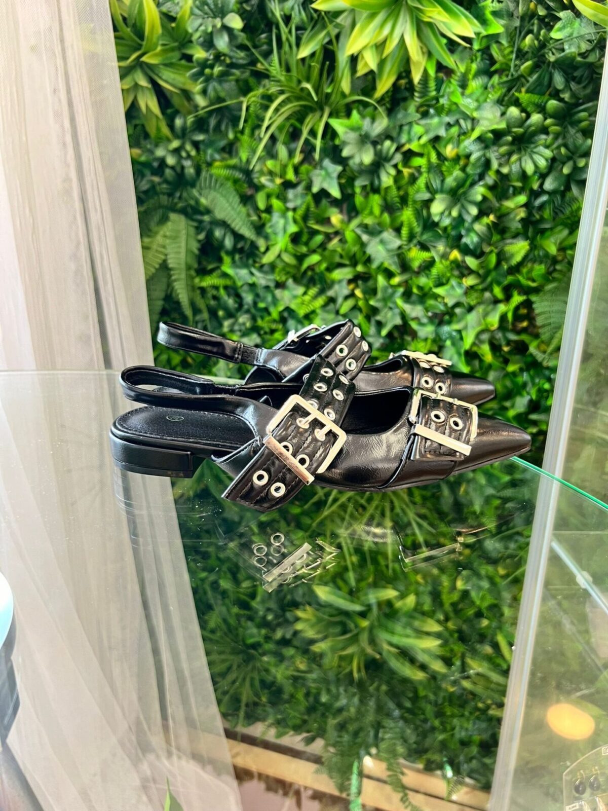 Zapato plano tiras hebillas negro - Imagen 5