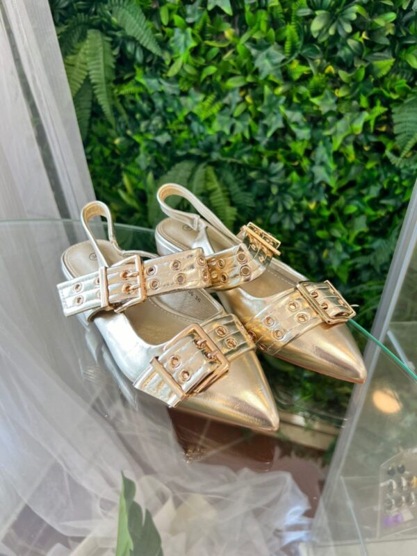 Zapato plano tiras hebillas dorado - Imagen 4