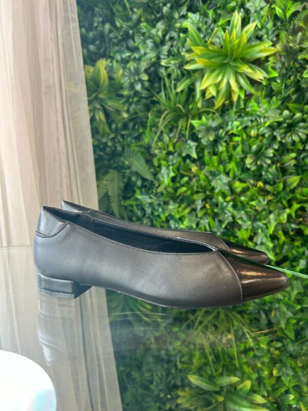 Zapato bicolor pico negro - Imagen 4