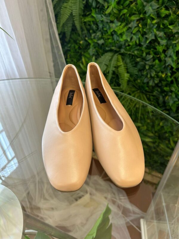 Zapato francesa clasico beige - Imagen 4