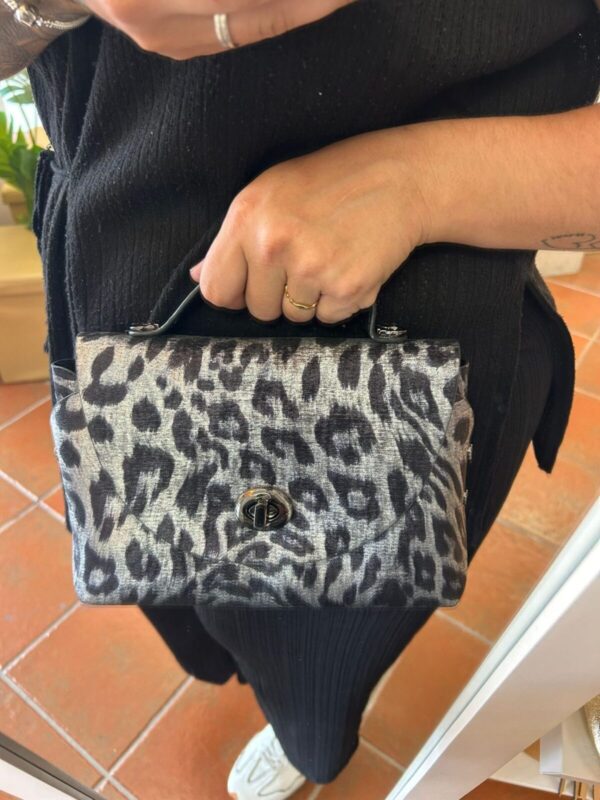 Bolso animal print - Imagen 8