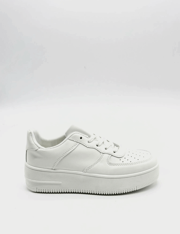 Tenis suela ancha
