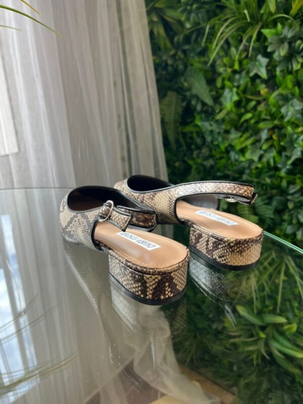 Zapato plano animal print serpiente - Imagen 3