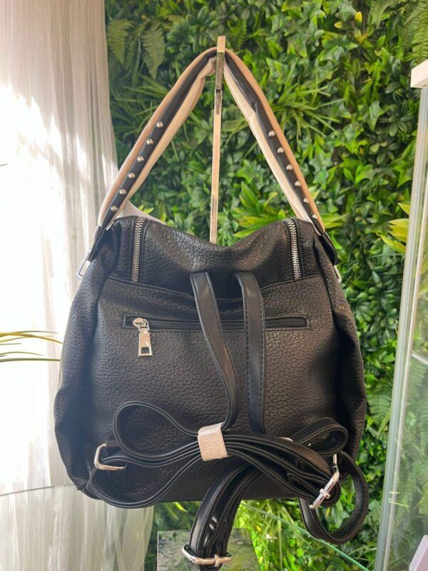 Bolso mochila tachuelas - Imagen 3