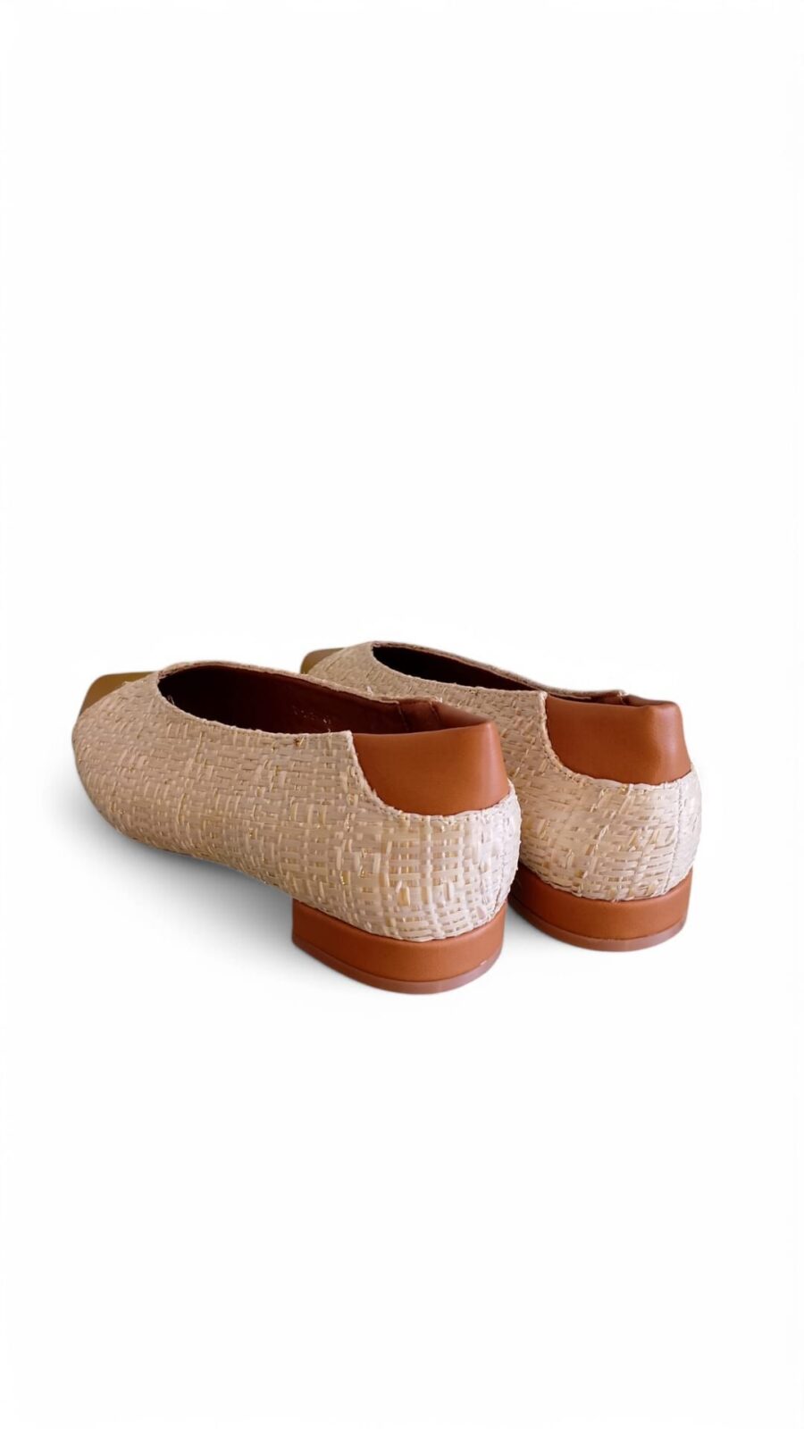 Zapato bicolor encaje camel - Imagen 6