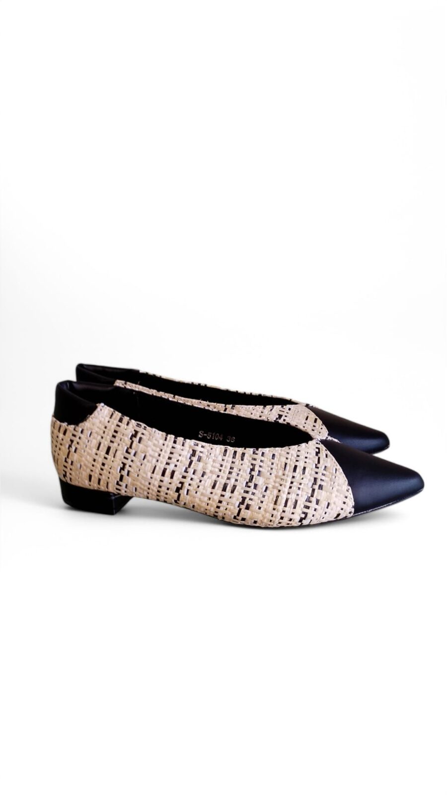 Zapato bicolor encaje negro - Imagen 4