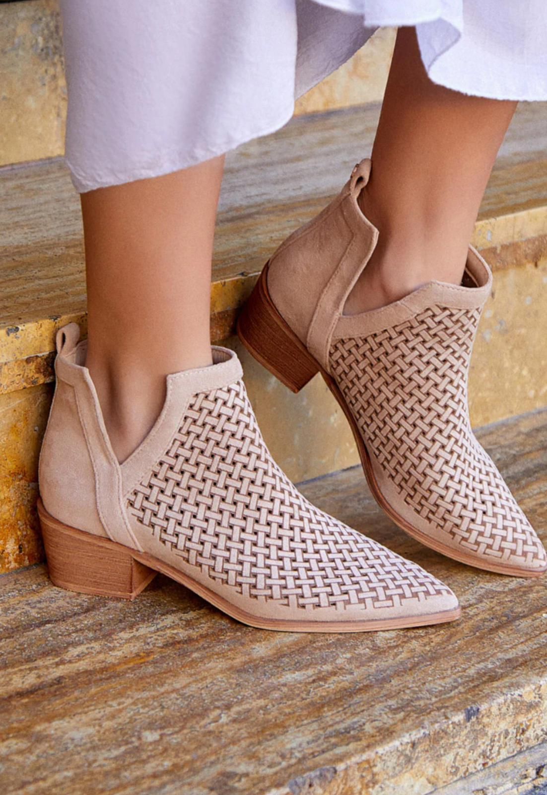 Botin semiabierto entrelazado beige - Imagen 7