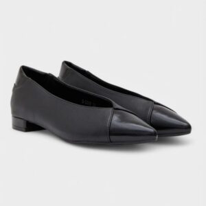 Zapato bicolor pico negro