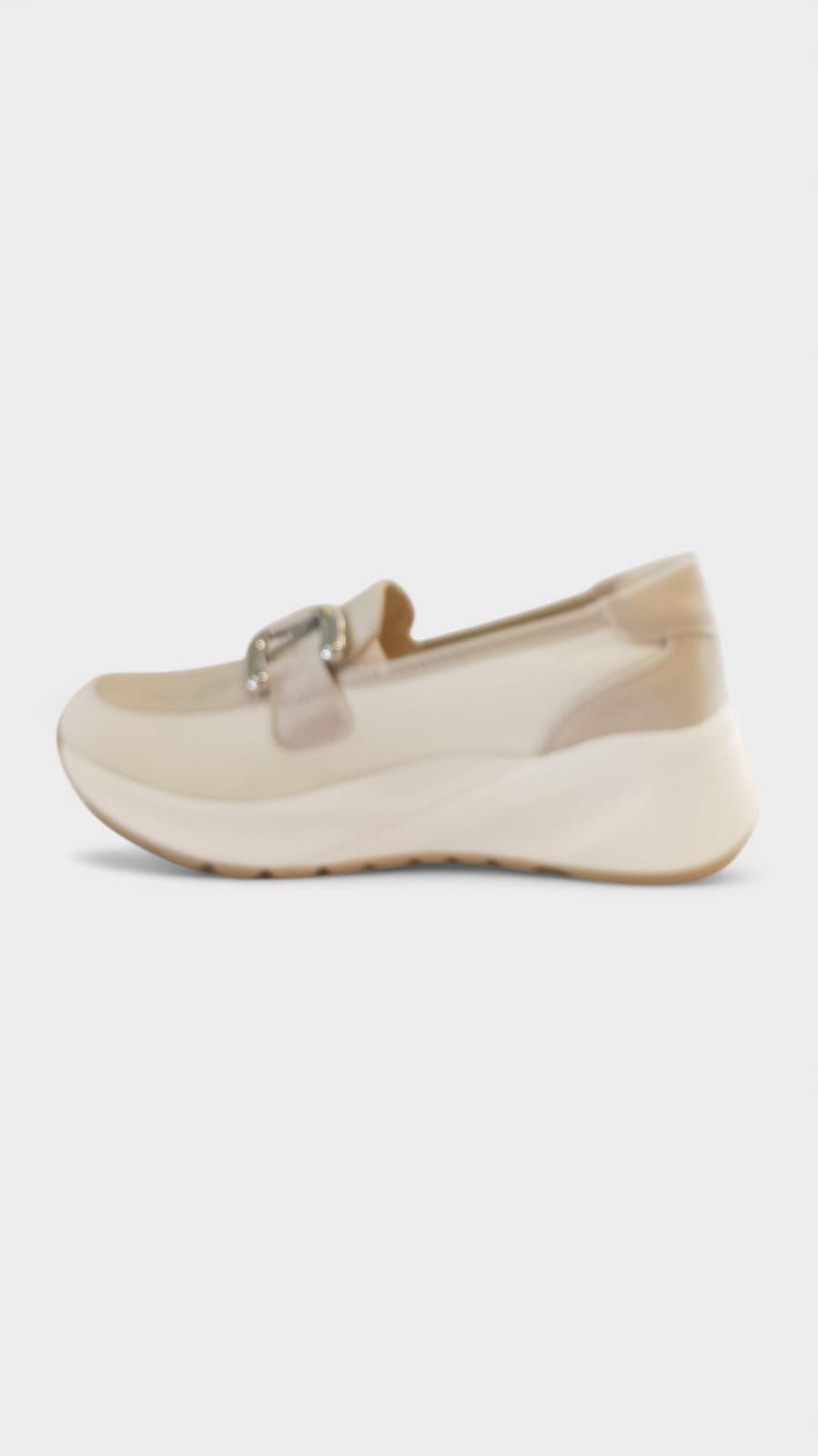 Tenis mocasin anita 2 beige - Imagen 3