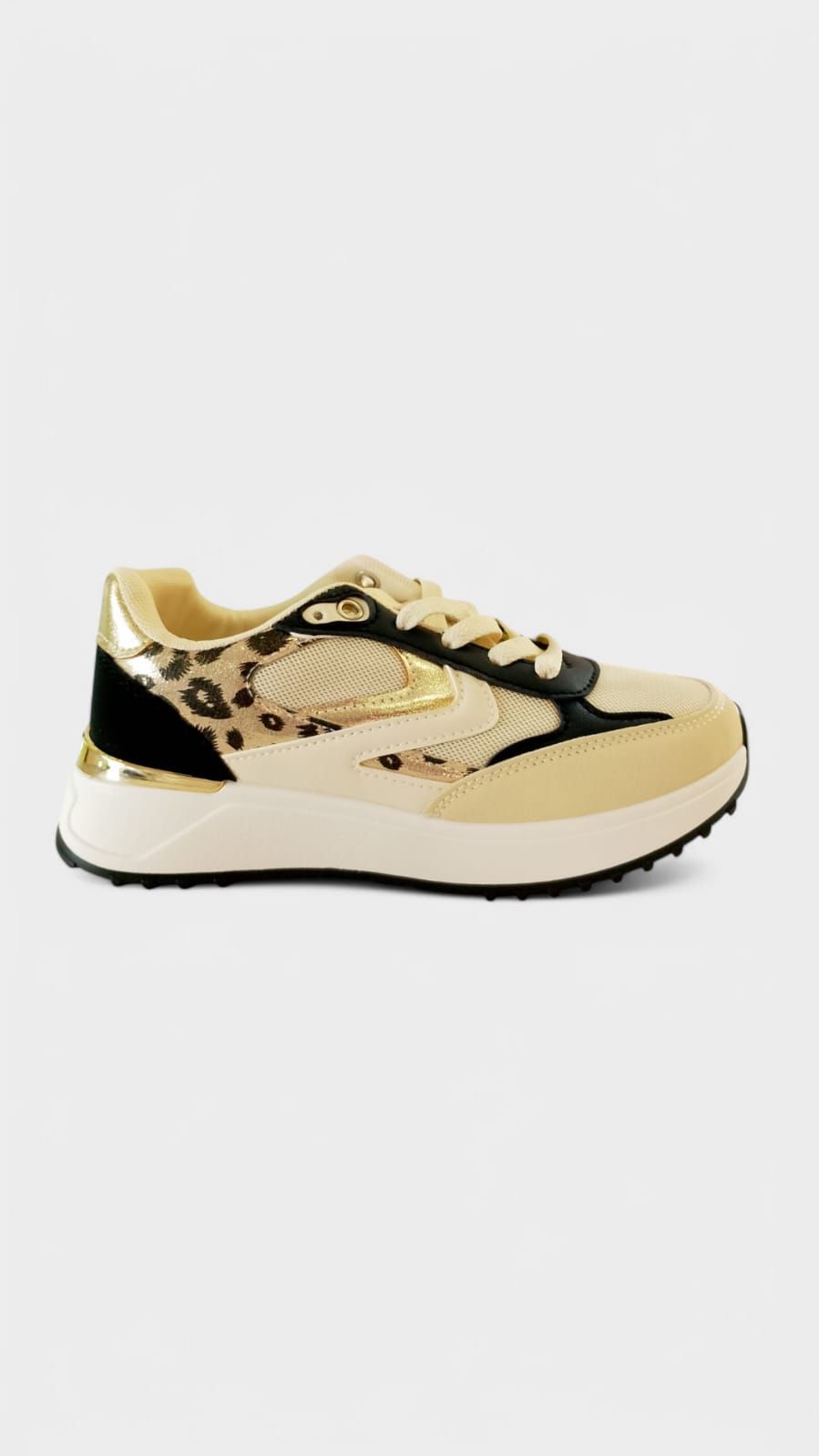 Tenis negro leopardo