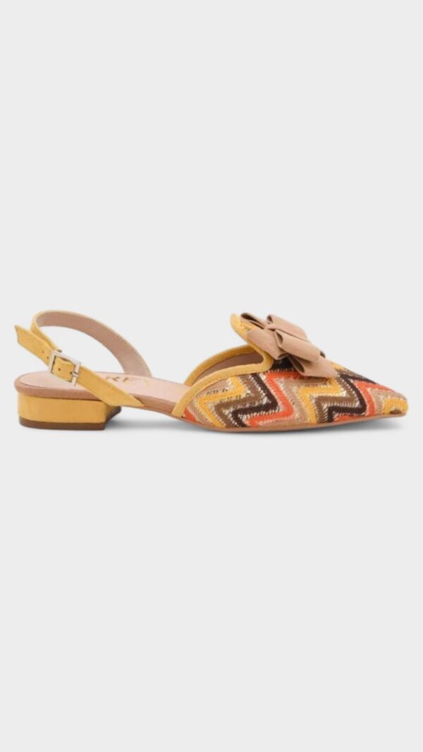 Zapato PIEL destalonado lazo amarillo