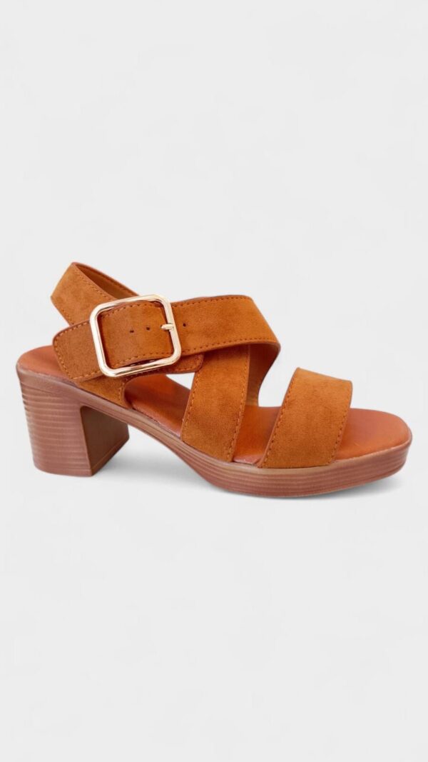 Sandalia tacon Sofia camel