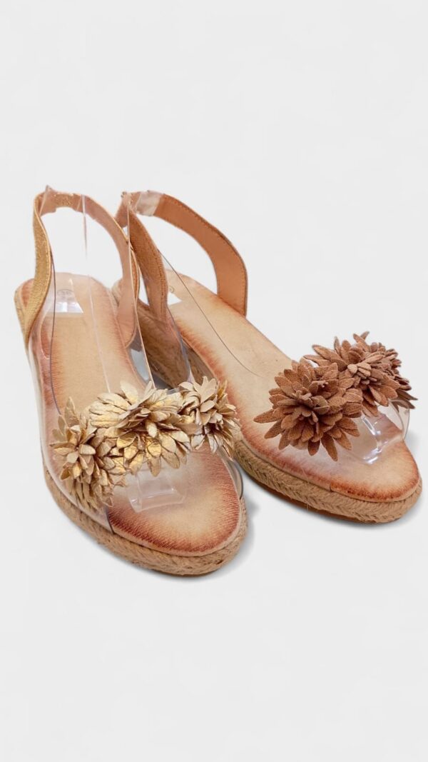 Cuña baja transparente flor kaki - Imagen 5