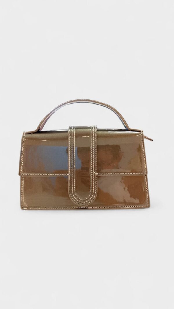 Bolso solapa charol - Imagen 4